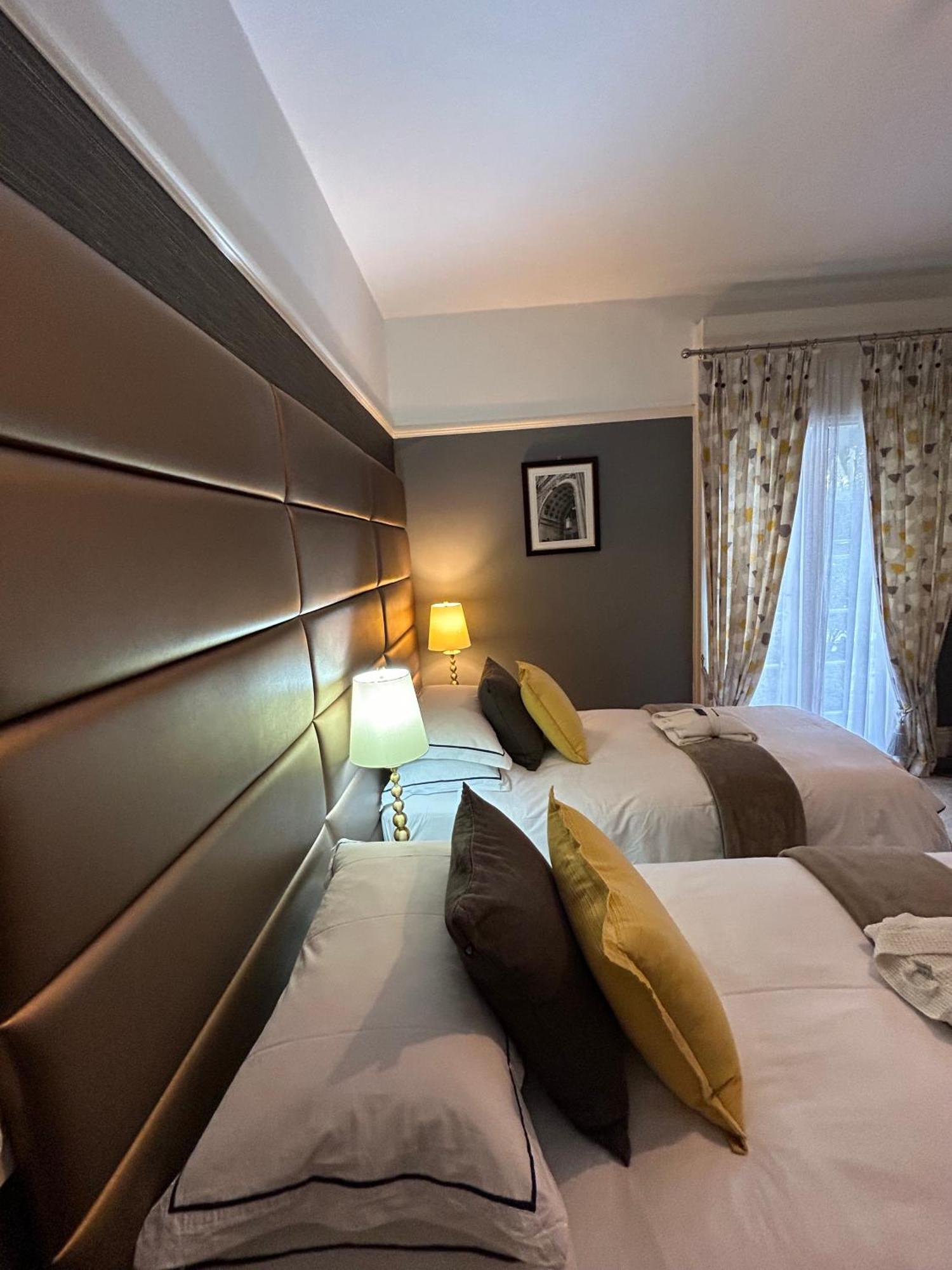 Worth House Ξενοδοχείο CBG Εξωτερικό φωτογραφία