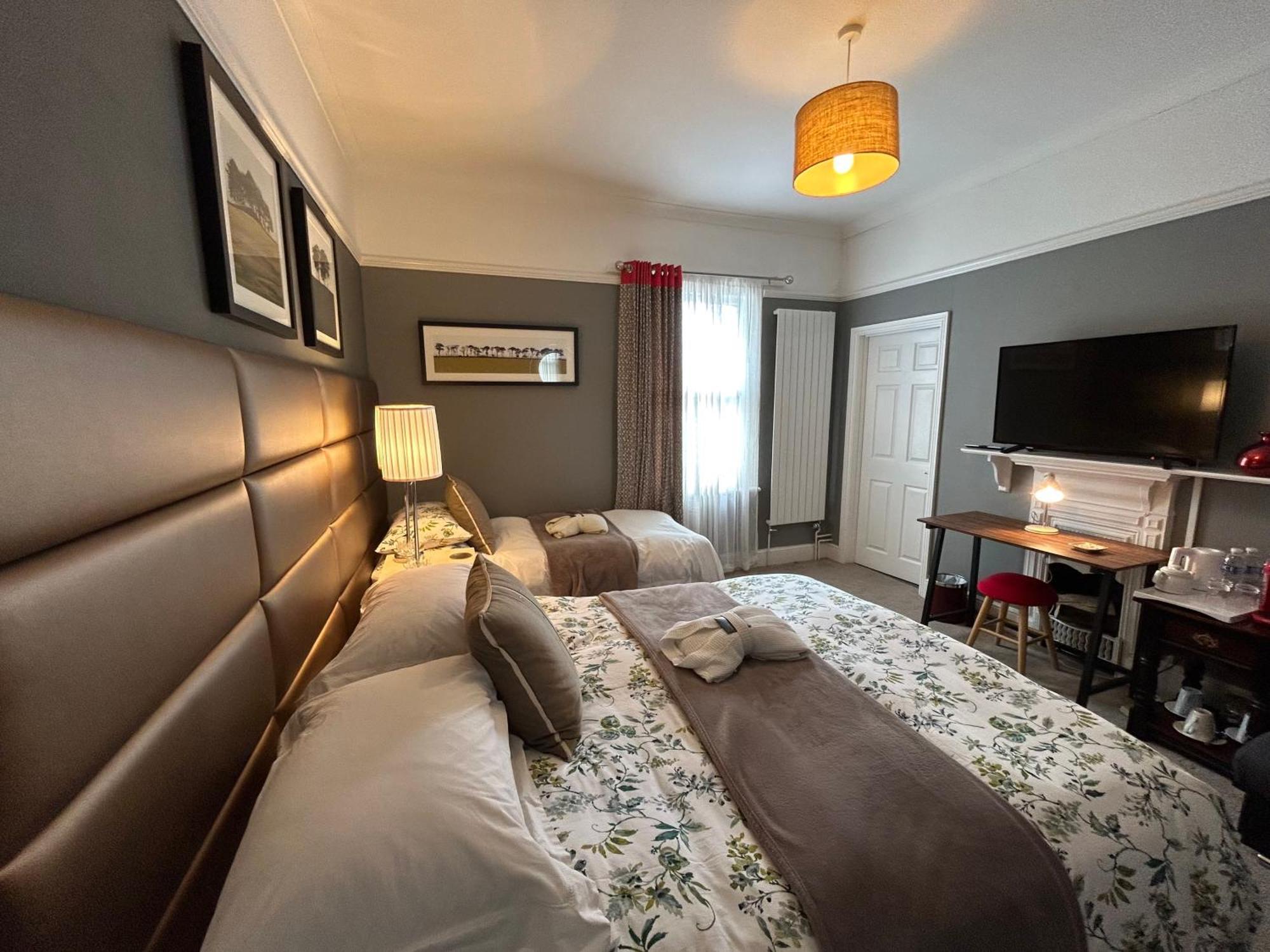 Worth House Ξενοδοχείο CBG Εξωτερικό φωτογραφία